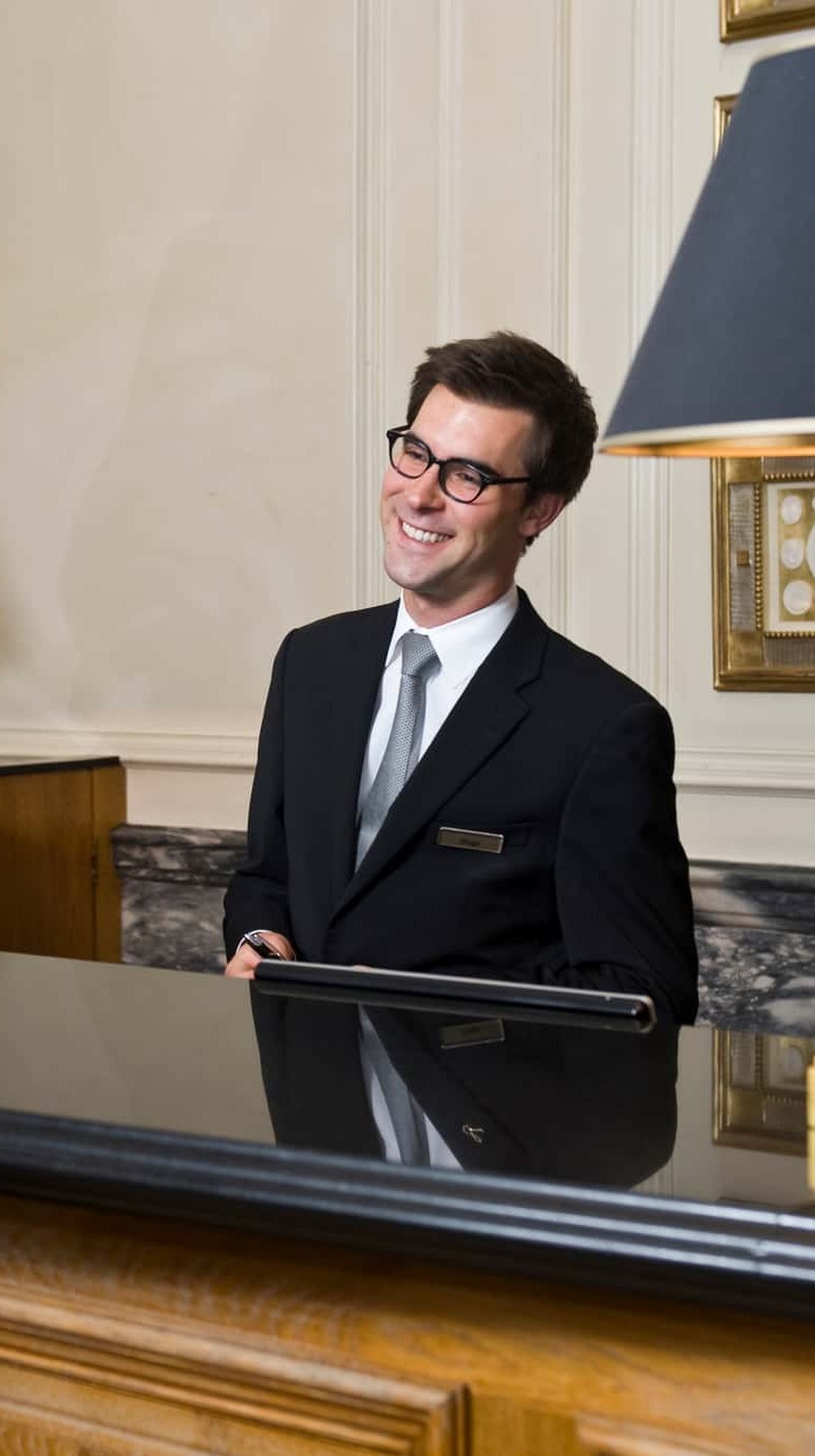 hotel manager skills